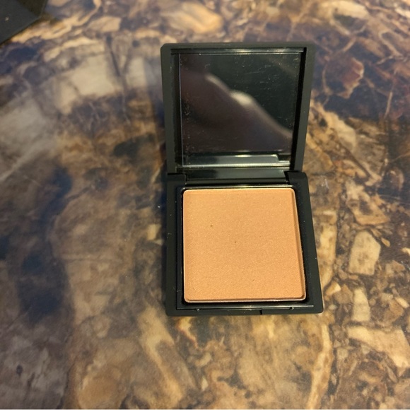 Nars Laguna Bronzer Mini Travel Size - Picture 4 of 15